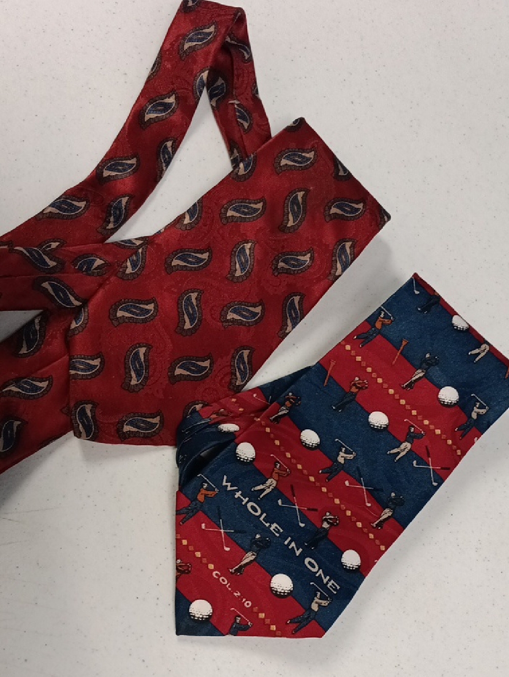 Men's Red Paisley & Novelty Golf Silk Ties - Multi-Color